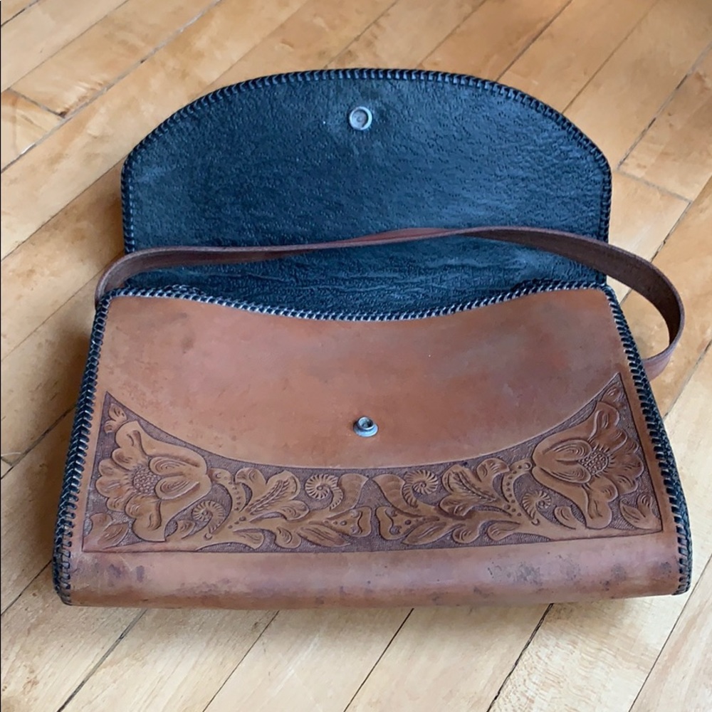Tooled Brown Leather Western Bag Silver Concho - Picture 4 of 8